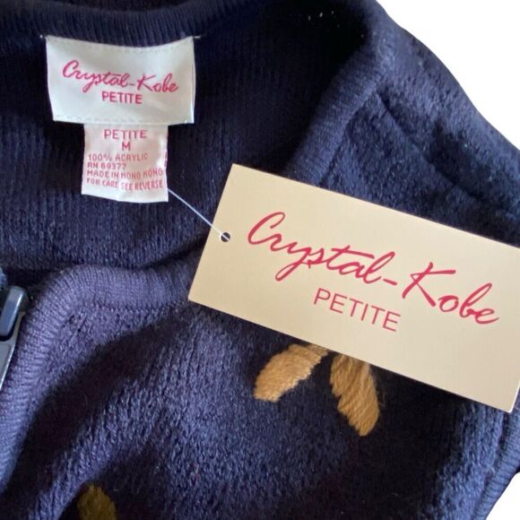 Crystal Kobe Sweater Vest Womens Petite M Leaf Embroiery Blue Grandmacore NWT - Picture 4 of 4